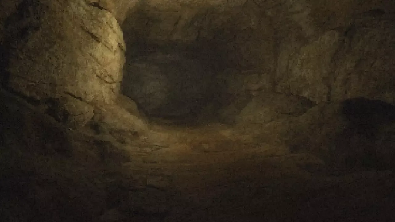 -Backrooms Exploration-游戏截图-好玩游戏库