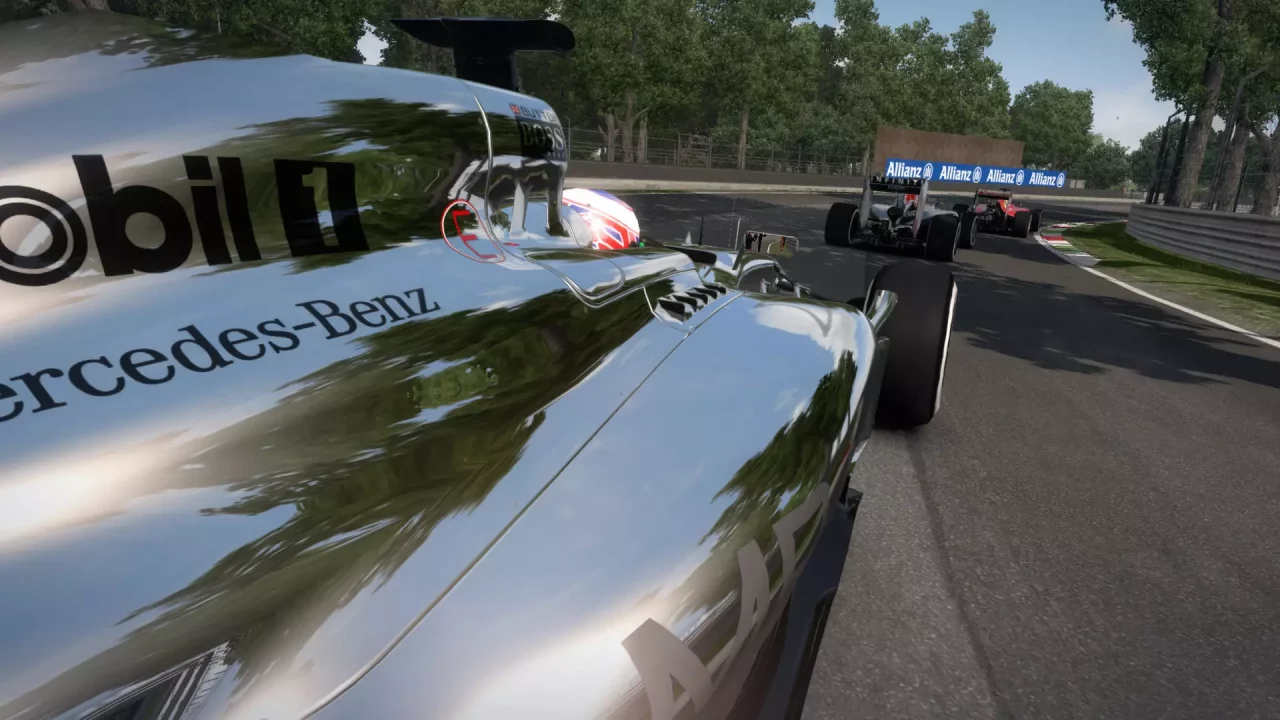 F1 方程式赛车 2014-F1 2014-游戏截图-好玩游戏库