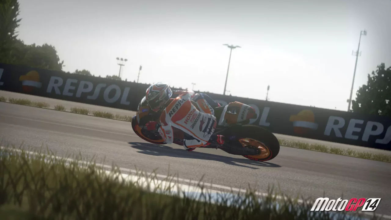世界摩托车锦标赛 14-MotoGP 14-游戏截图-好玩游戏库